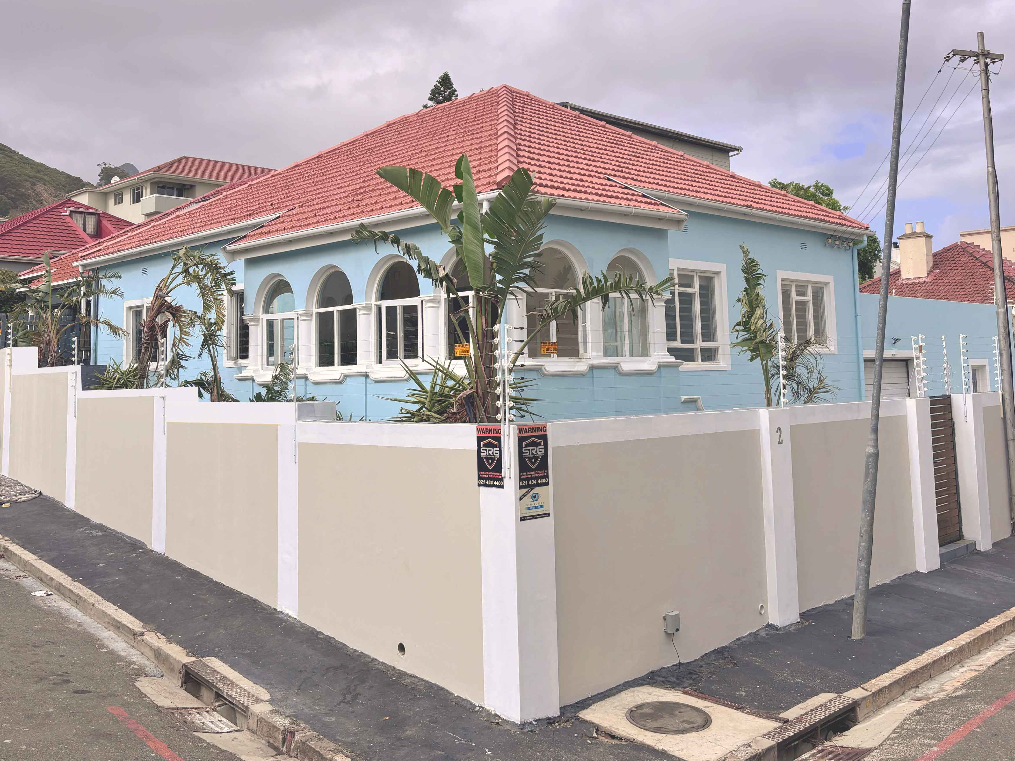 Outside-Whole-House-Landscape